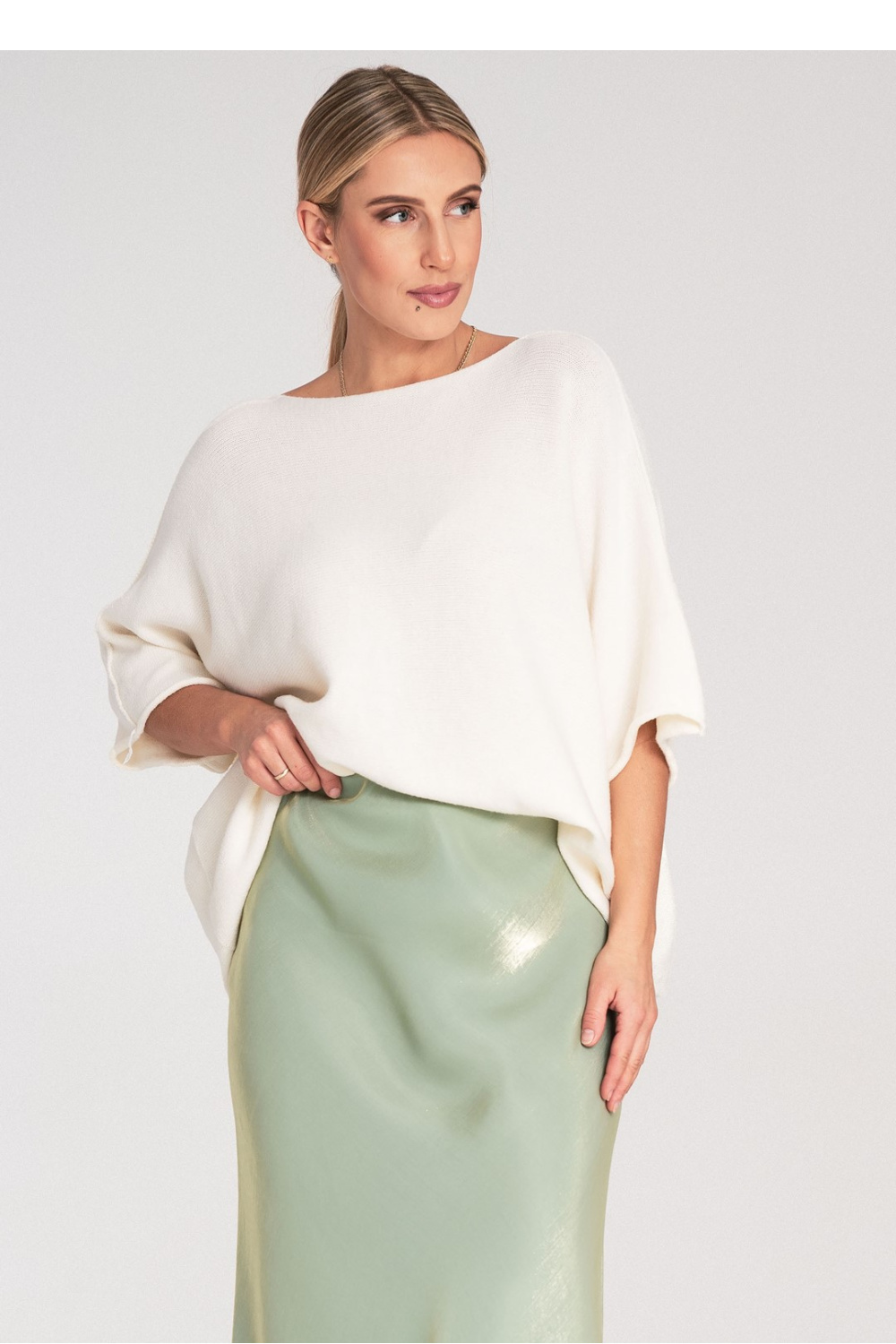 Sweter Damski Model M1102 Ecru - Figl - obrazek 4