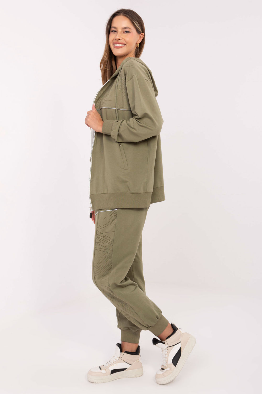Spodnie Komplet Model RV-KMPL-A881.15 Khaki - Relevance - obrazek 2