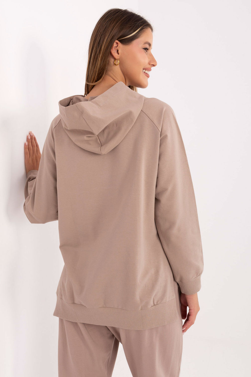 Bluza Damska Model RV-BL-A168.18 Dark Beige - Relevance - obrazek 3