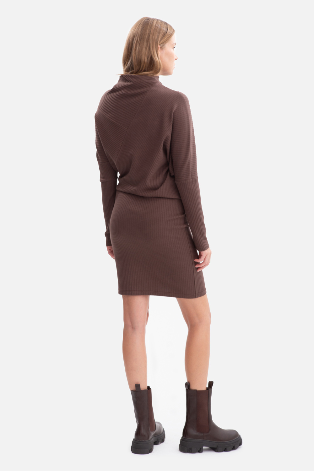 Sukienka Model B309 Brown - BeWear - obrazek 3