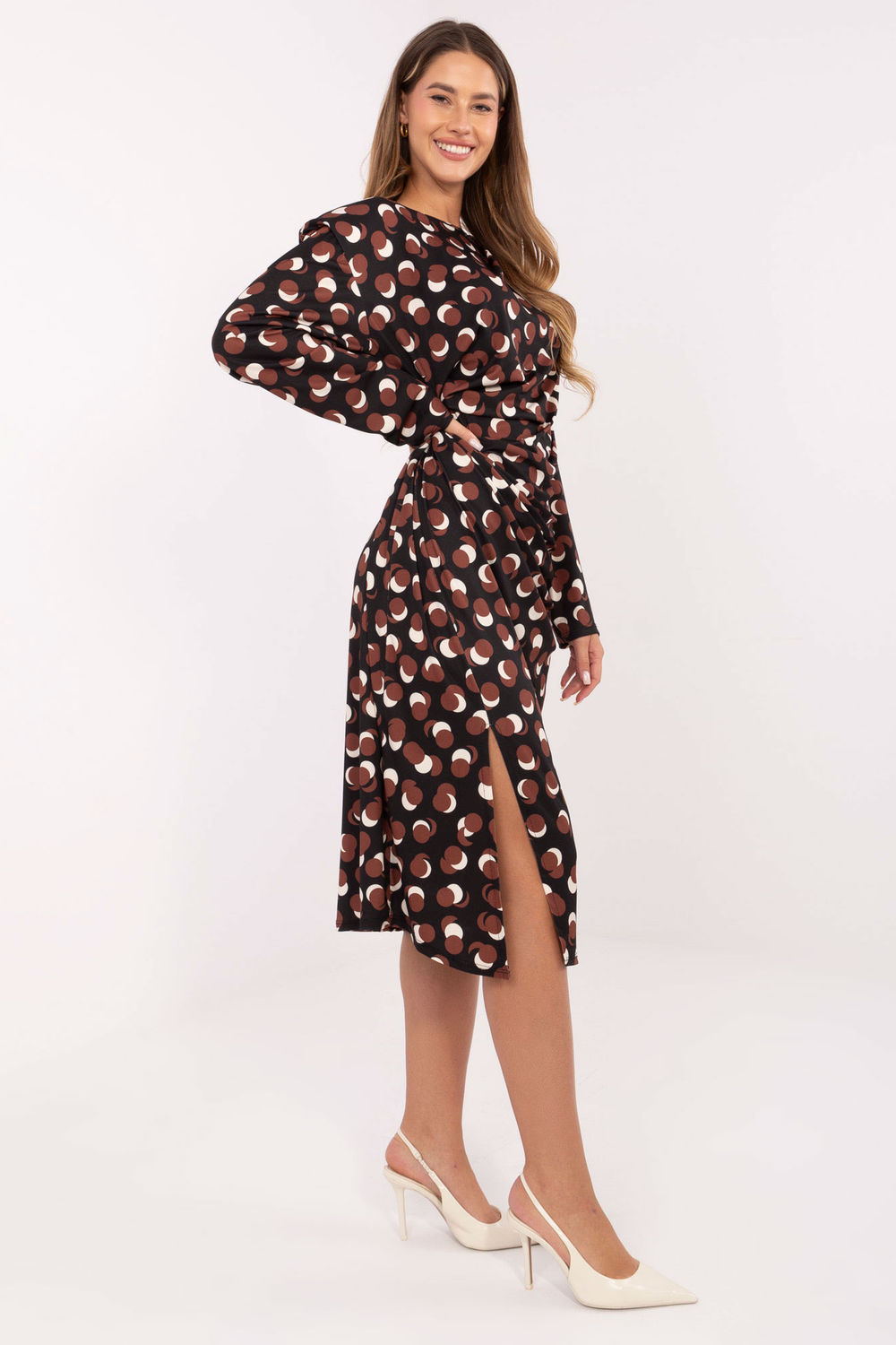 Sukienka Model IT-SK-20057.21P Black - Rue Paris - obrazek 2