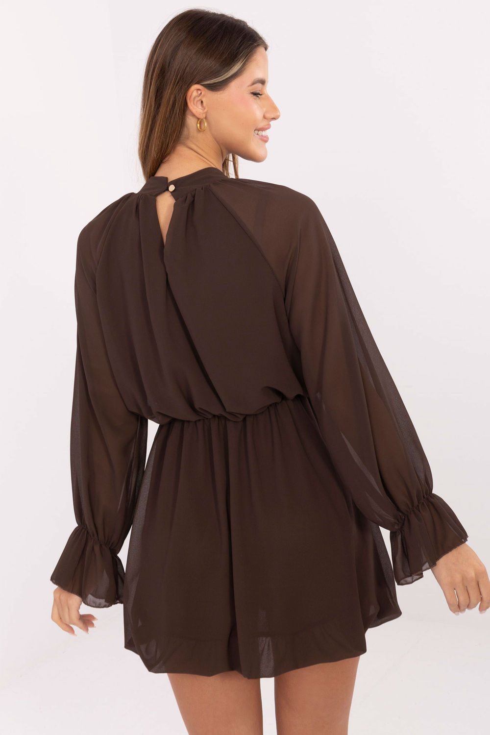 Sukienka Model MI-SK-A1554.26 Brown - Rue Paris - obrazek 3