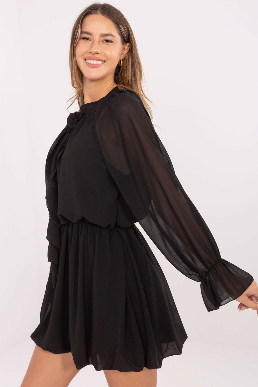 Sukienka Model MI-SK-A1554.26 Black - Rue Paris - obrazek 2