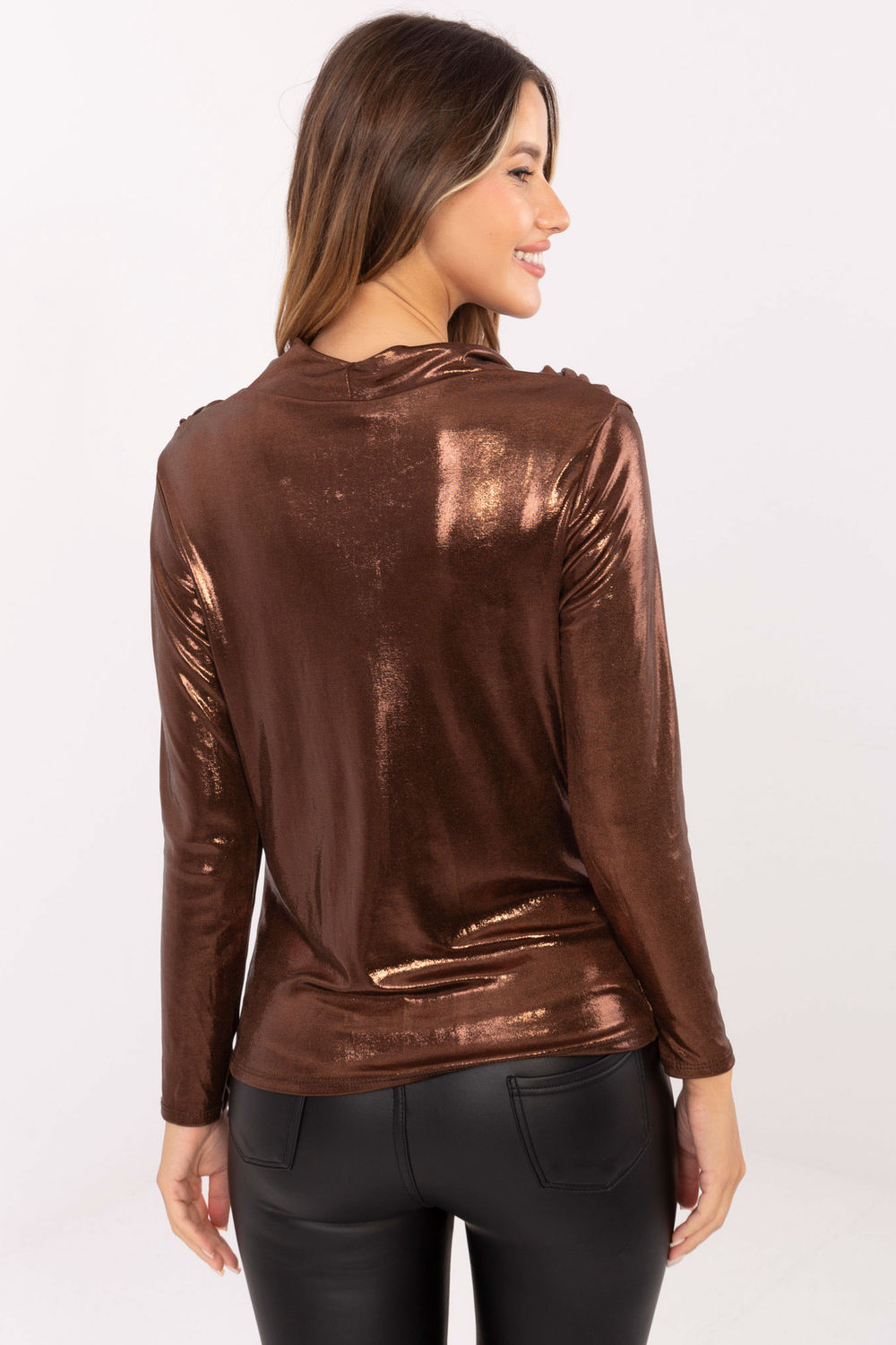 Bluzka Model DHJ-BZ-15268.30 Brown - Italy Moda - obrazek 3
