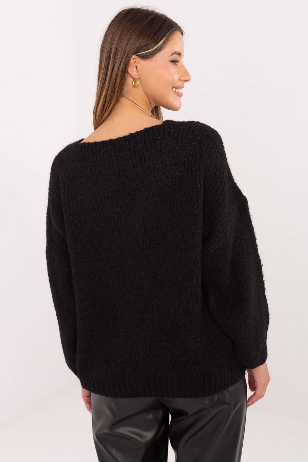 Sweter Damski Model MI-SW-0919.18 Black - Italy Moda - obrazek 3