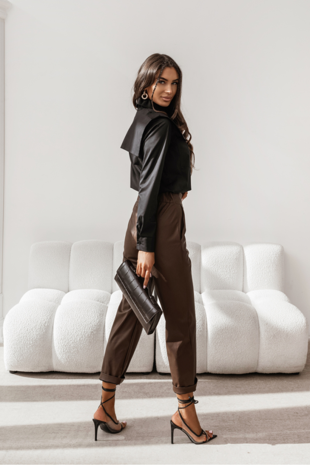 Koszula Damska Model Milo 404897073 Black - LaBalancia - obrazek 3