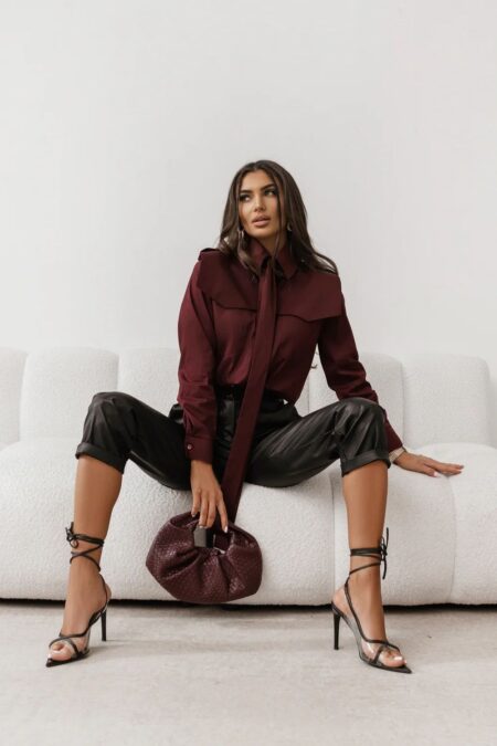 Koszula Damska Model Milo 404900357 Bordo - LaBalancia