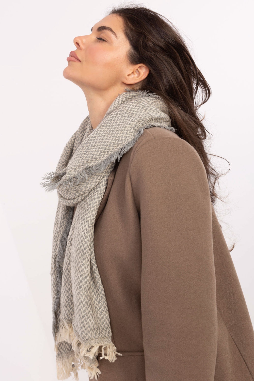 Szalik Model AT-SZ-S-8372.65 Light Grey - AT - obrazek 4