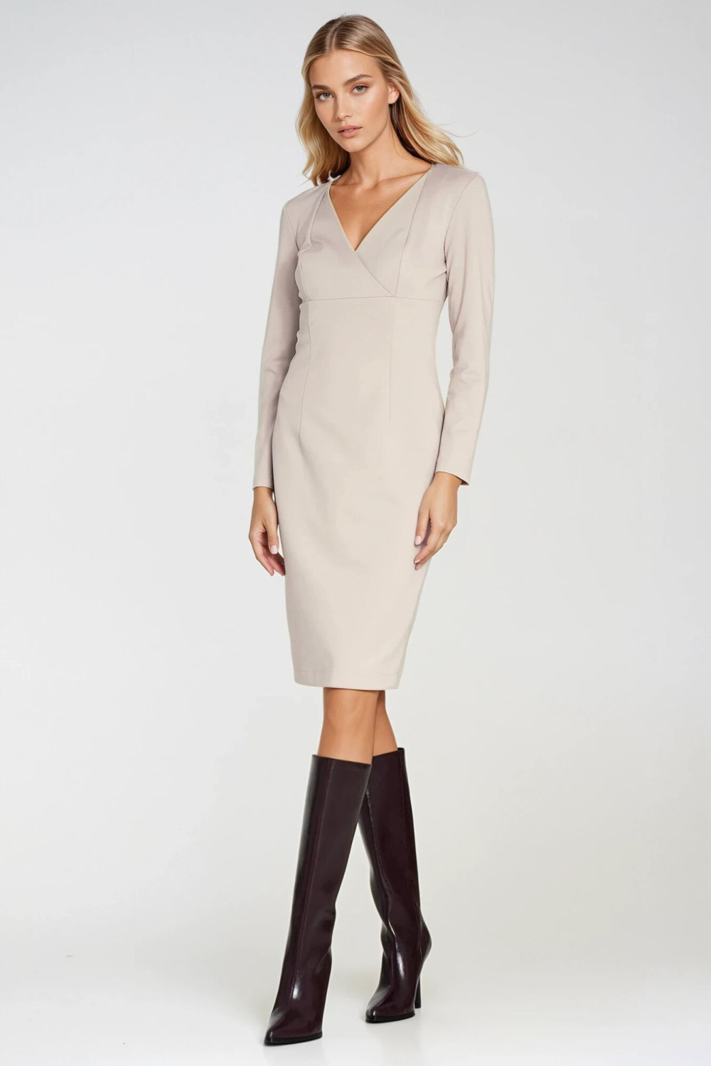 Sukienka z kopertowym dekoltem S276 Beige - Nife