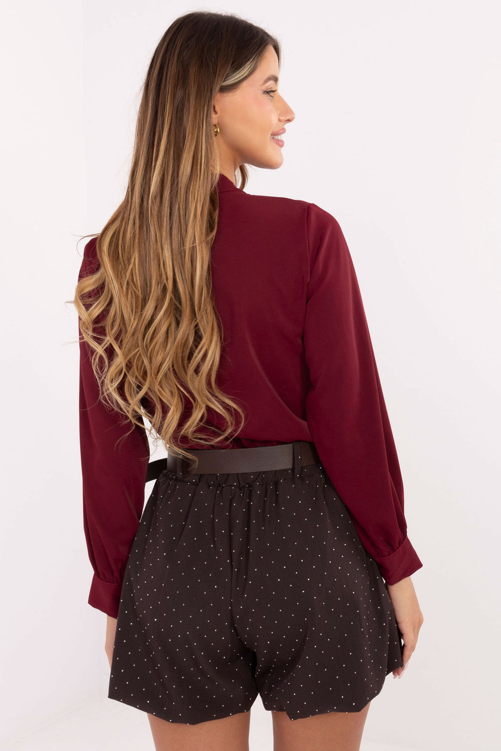 Szorty Damskie Model MI-SN-122408.57 Dark Brown - Rue Paris - obrazek 3