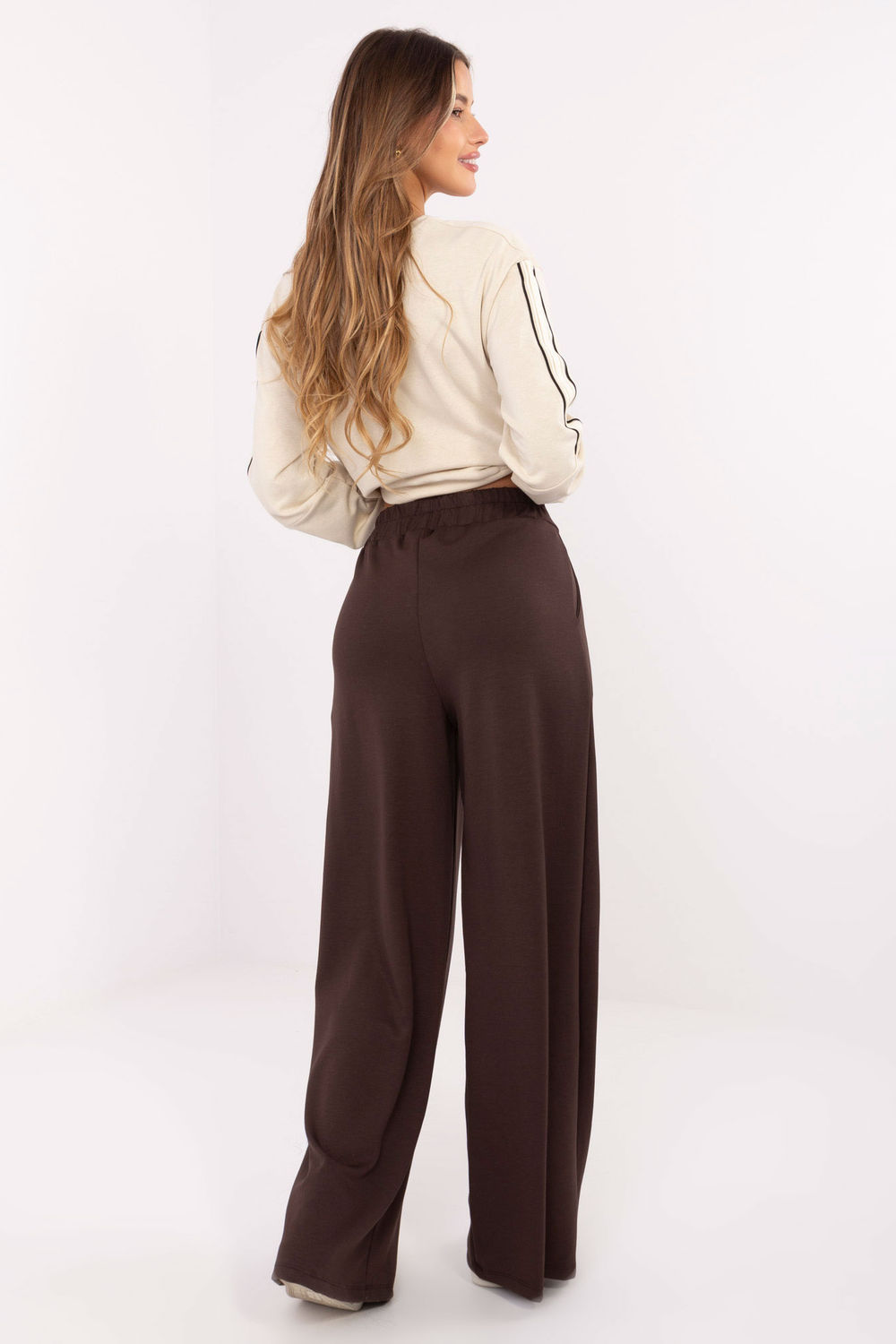 Spodnie Dresowe Model RV-DR-A613.69 Dark Brown - Relevance - obrazek 3