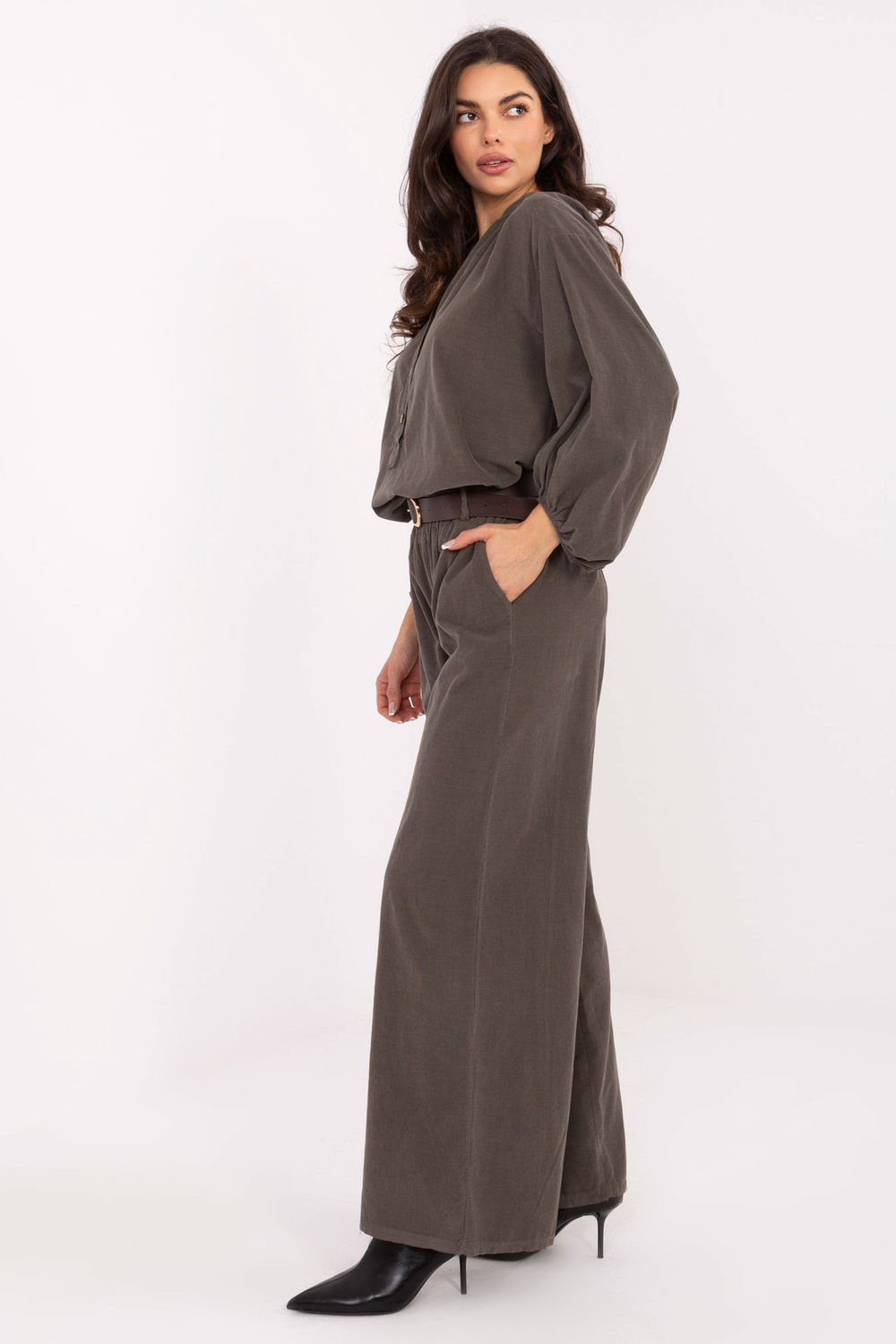 Spodnie Damskie Model IT-SP-25782.73 Dark Khaki - Italy Moda - obrazek 2
