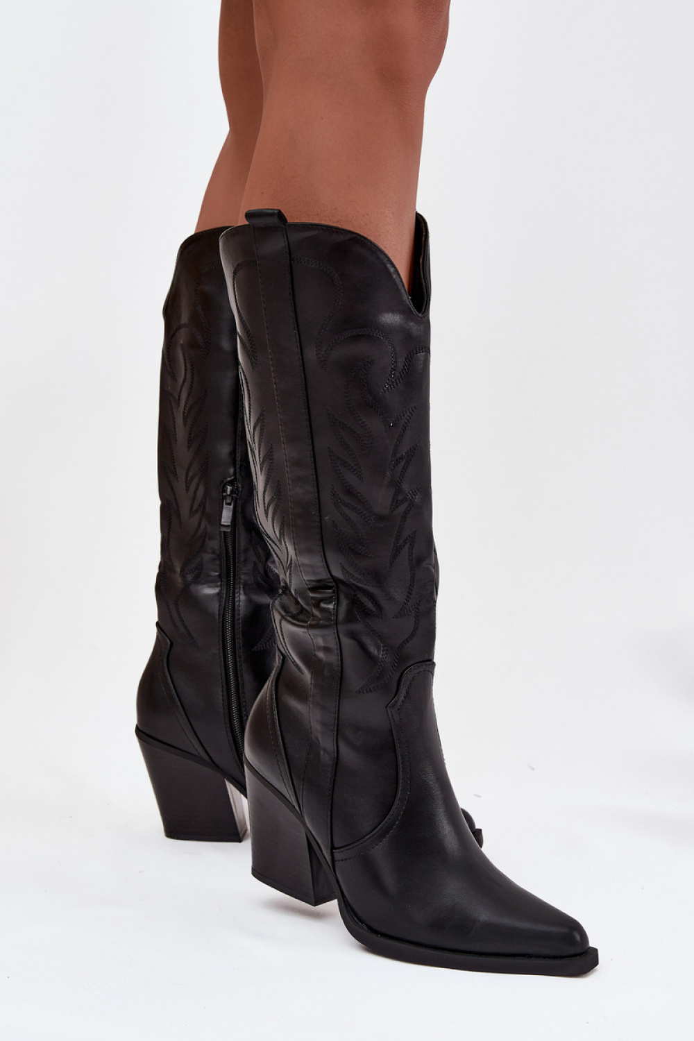 Kozaki Model Zareen D8282 Black - Step in style - obrazek 3