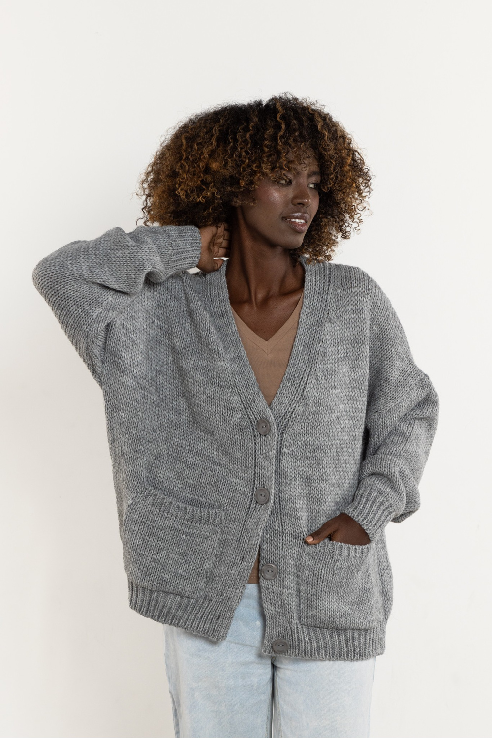 Sweter Damski Model A756 Grey - awama - obrazek 2