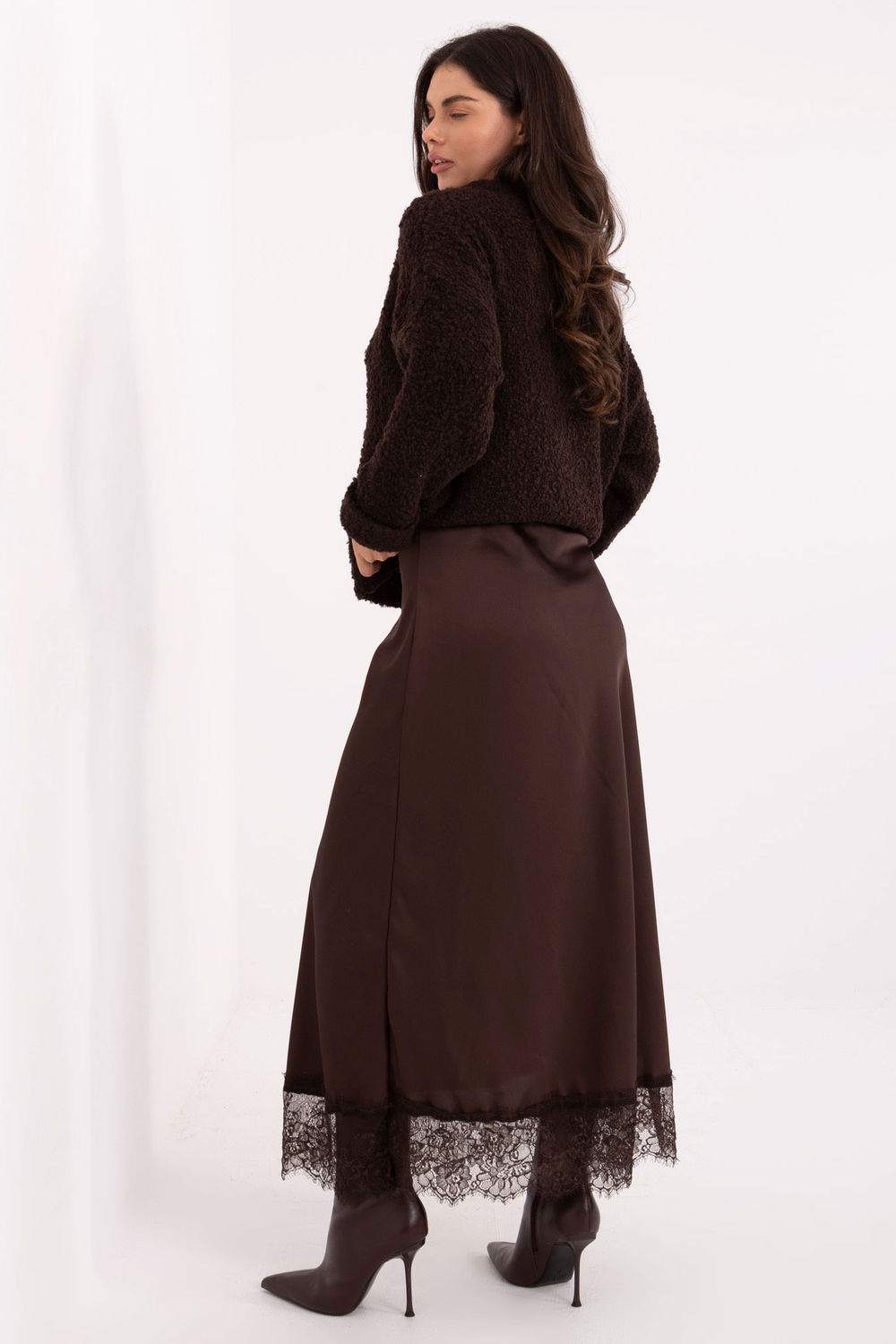 Spódnica Model MI-SD-4213-1.94 Dark Brown - Rue Paris - obrazek 3