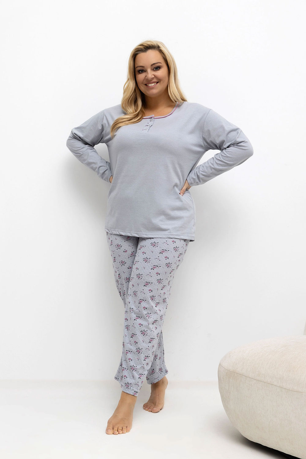 Piżama Damska Plus Size Model DU-PI-FP-501.22 Grey - Forever Pink - obrazek 2