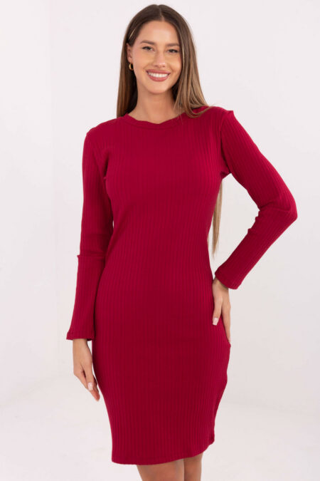 Sukienka Model RV-SK-A1049.99 Bordo - Rue Paris