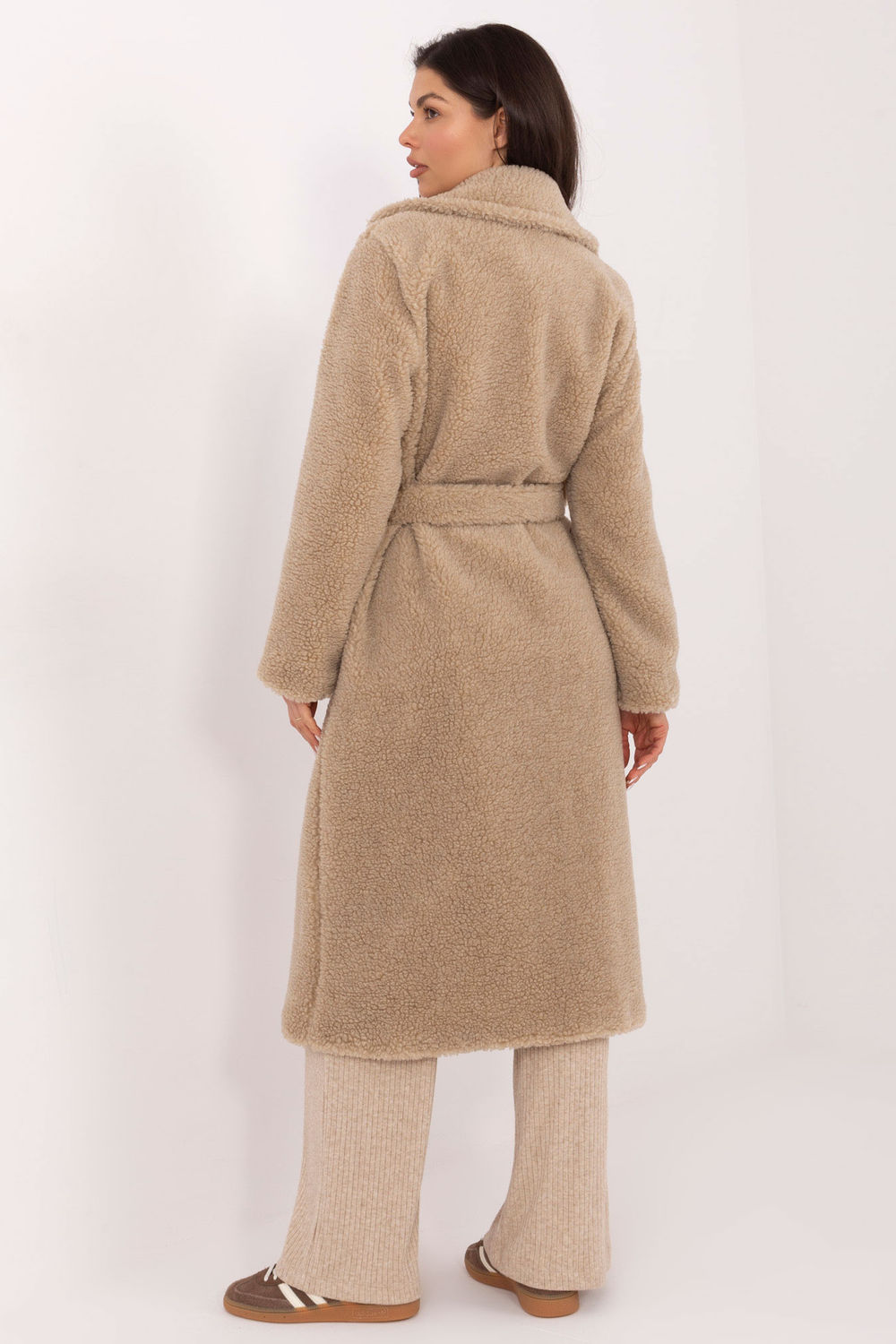 Płaszcz Damski Model IT-PL-97150.26 Beige - Factory Price - obrazek 3