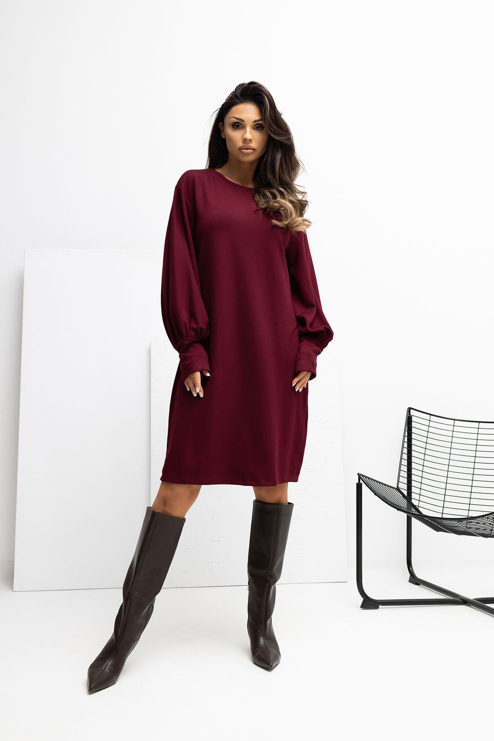 Sukienka Model RV-SK-A1059.17 Bordo - Rue Paris - obrazek 2