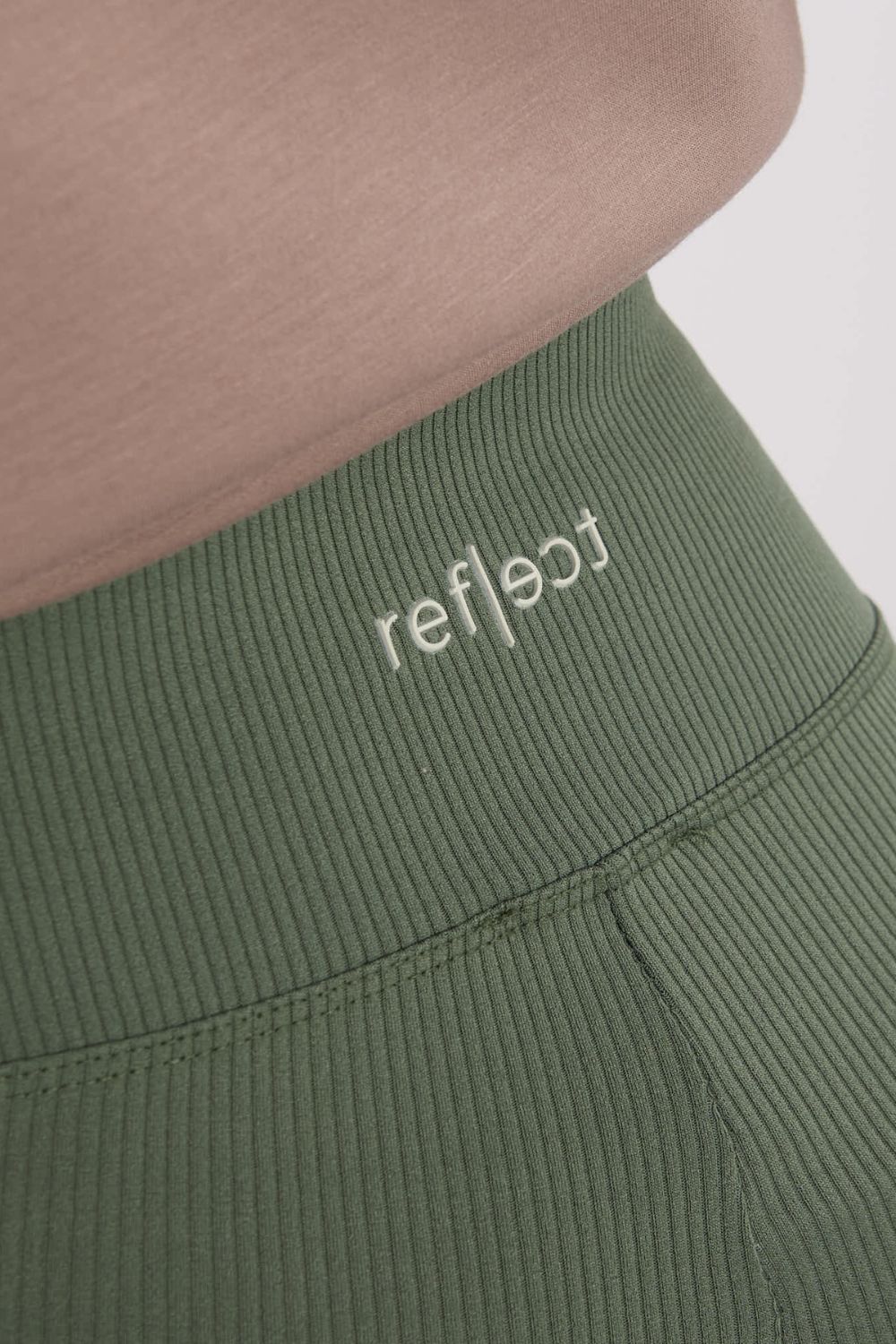 Legginsy Model RV-LG-9873.78 Khaki - Relevance - obrazek 4