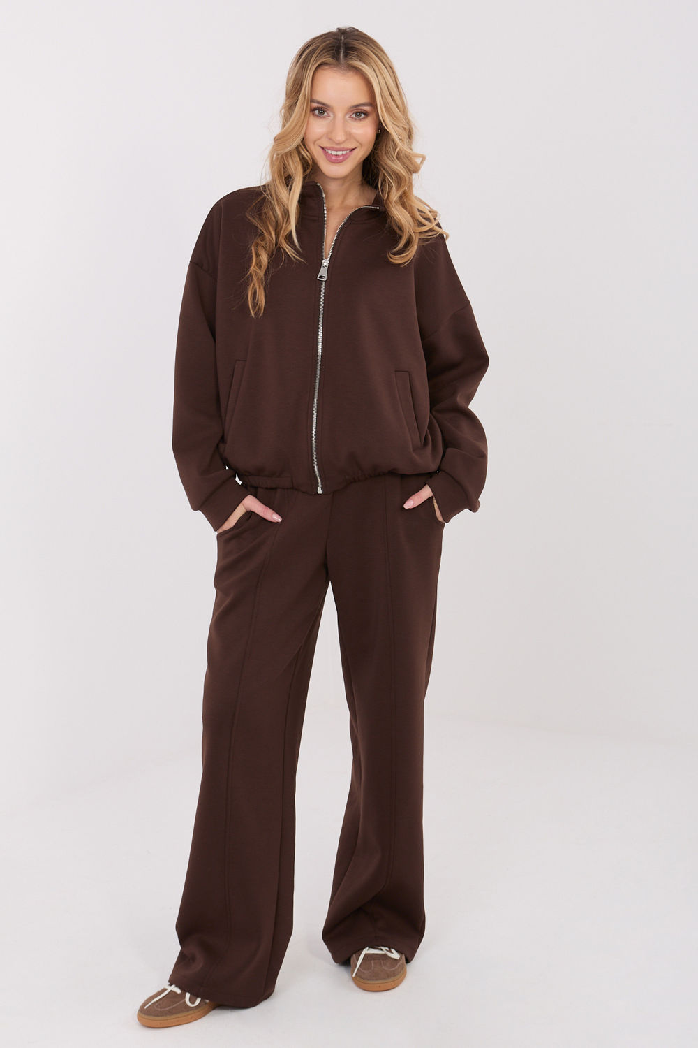 Spodnie Dresowe Model SM-SP-A1561.25 Dark Brown - Factory Price