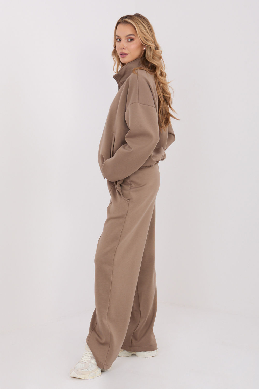 Spodnie Dresowe Model SM-SP-A1561.25 Dark Beige - Factory Price - obrazek 3