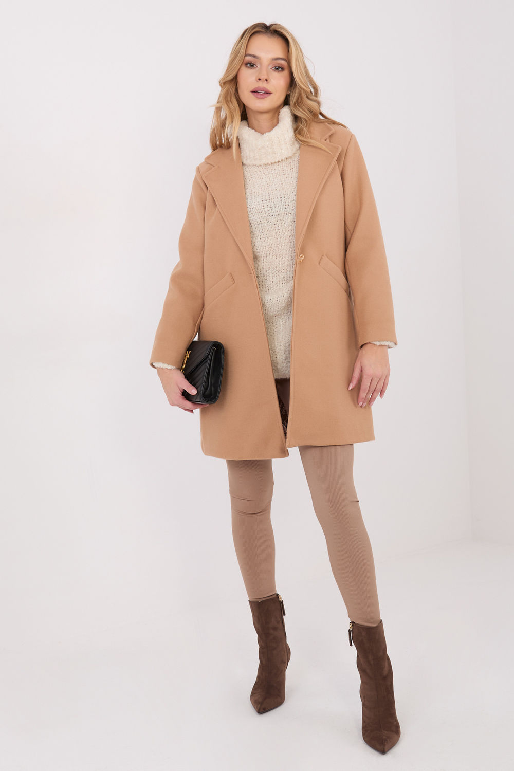 Płaszcz Damski Model IT-PL-20238.23 Camel - Italy Moda