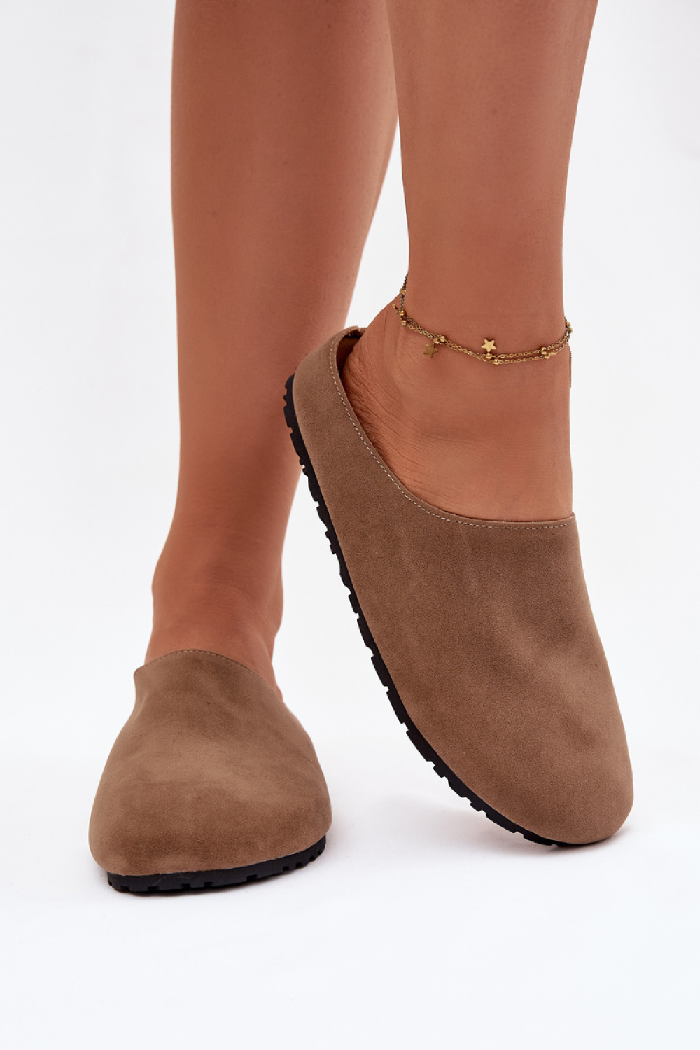Kapcie Model Kalvess WCT255300-7 Khaki - Step in style - obrazek 3