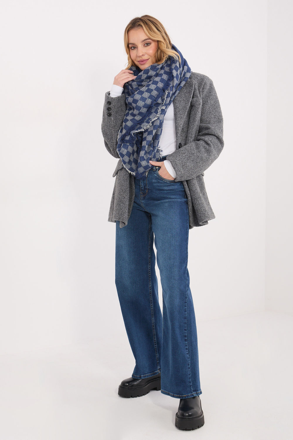 Szalik Model AT-SZ-16501.06 Navy - AT - obrazek 2