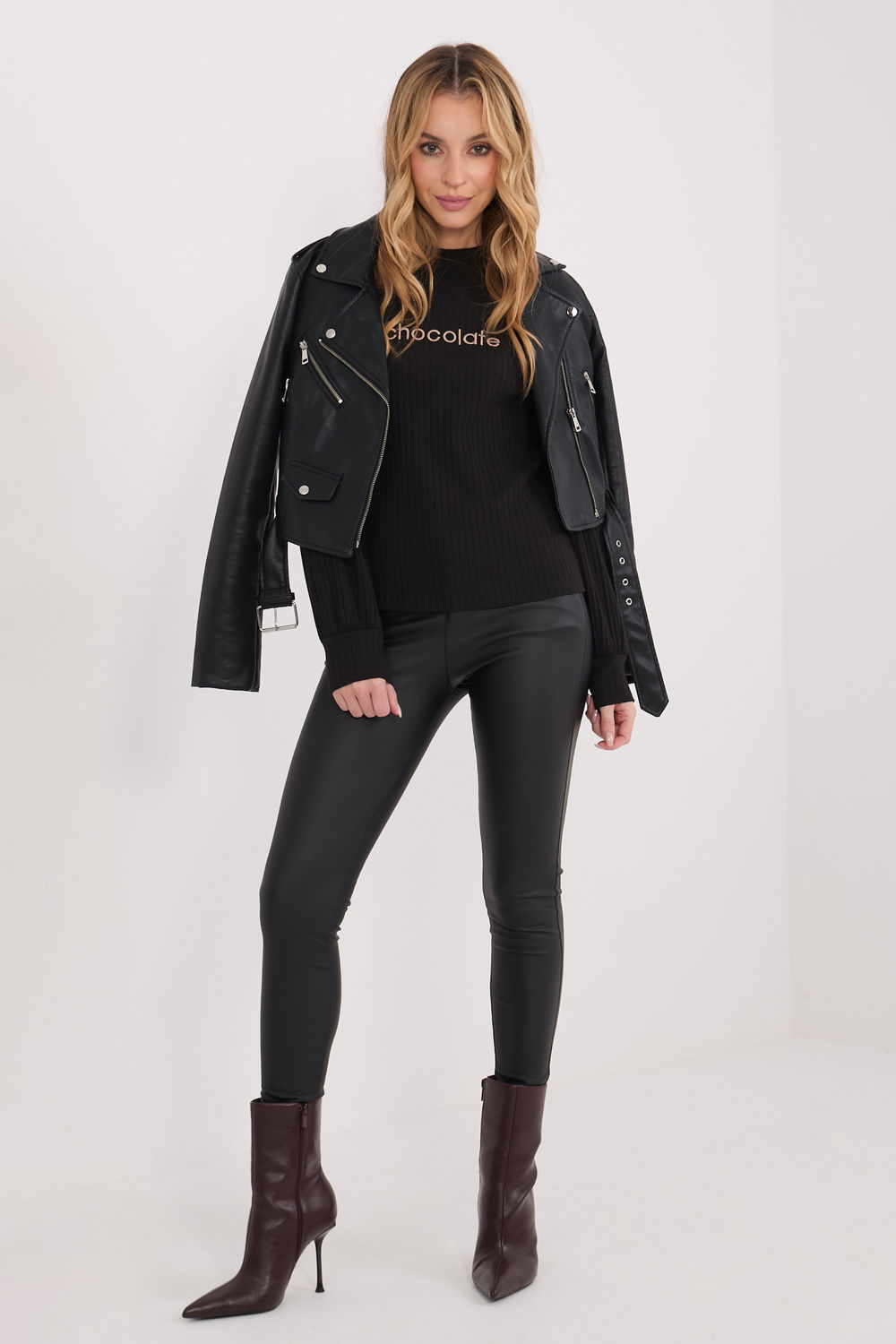 Bluzka Model RV-BZ-A1051.96 Black - Rue Paris - obrazek 2