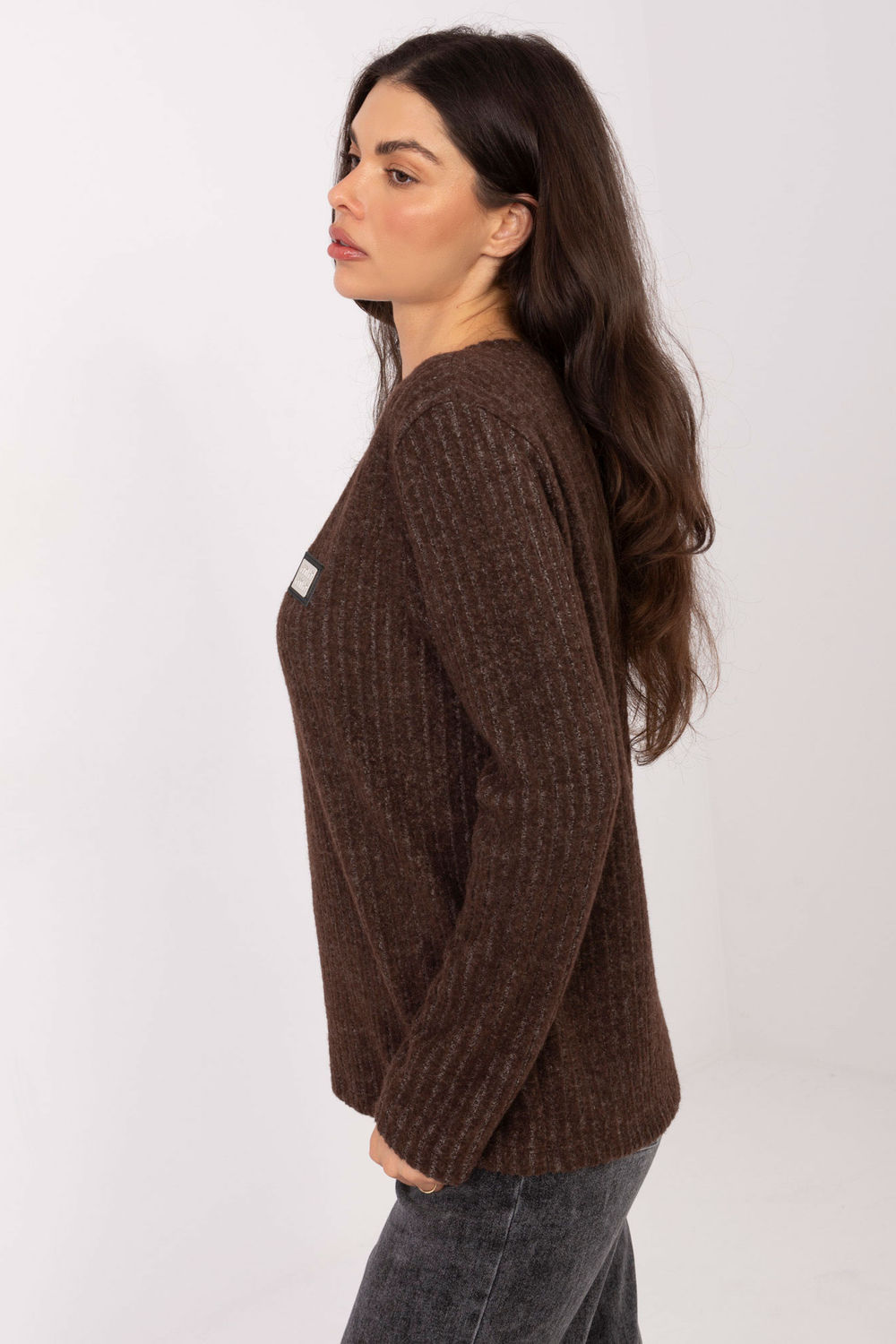 Sweter Damski Model RV-SW-A1025.80 Brown - Relevance - obrazek 2