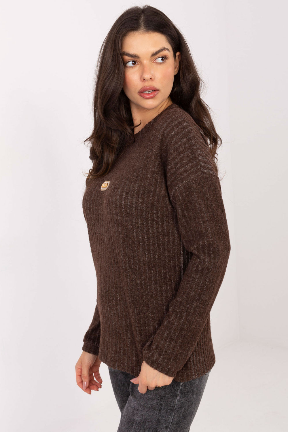 Sweter Damski Model RV-SW-A1026.52 Brown - Relevance - obrazek 2