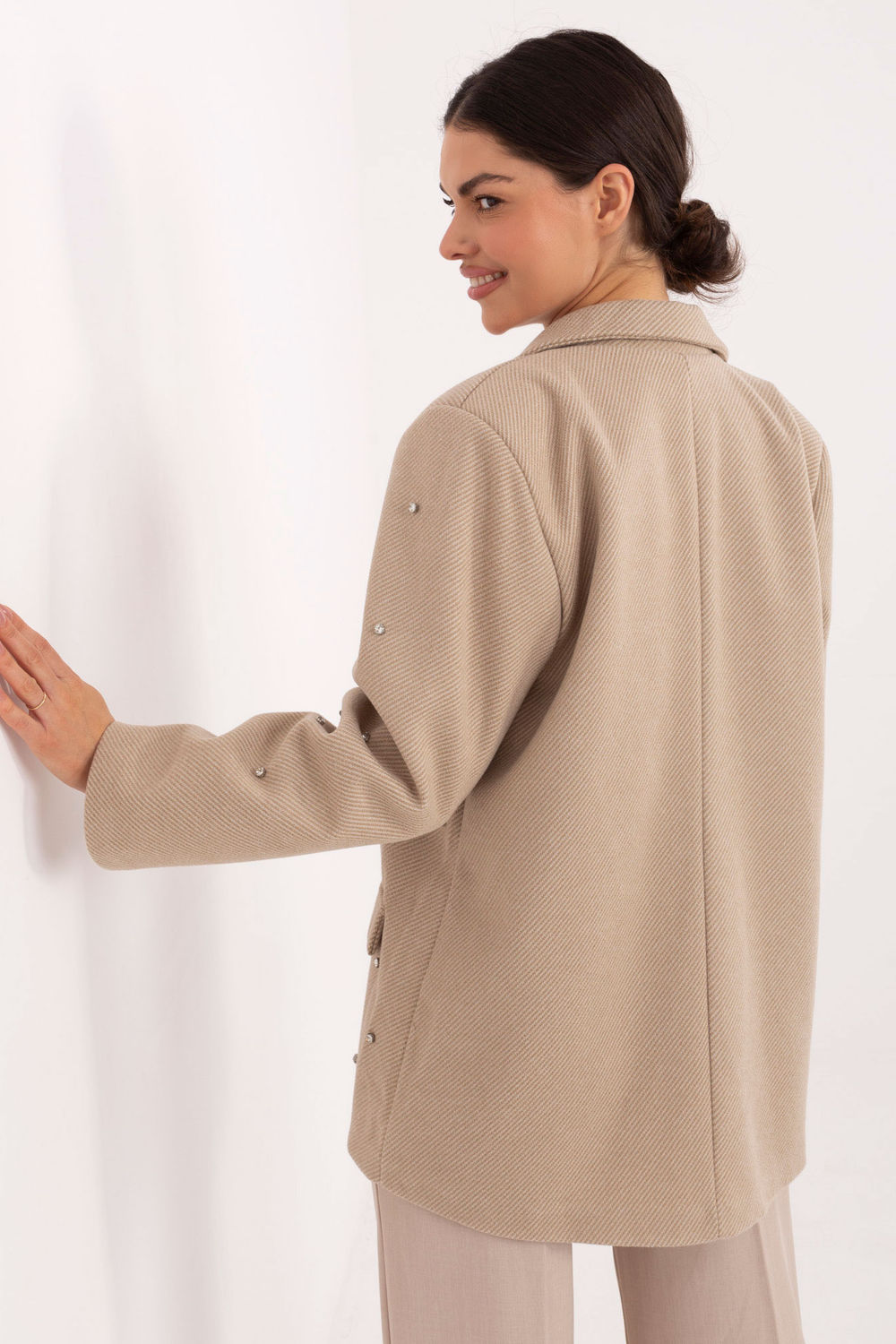 Marynarka Model IT-MA-18365.97 Beige - Italy Moda - obrazek 3