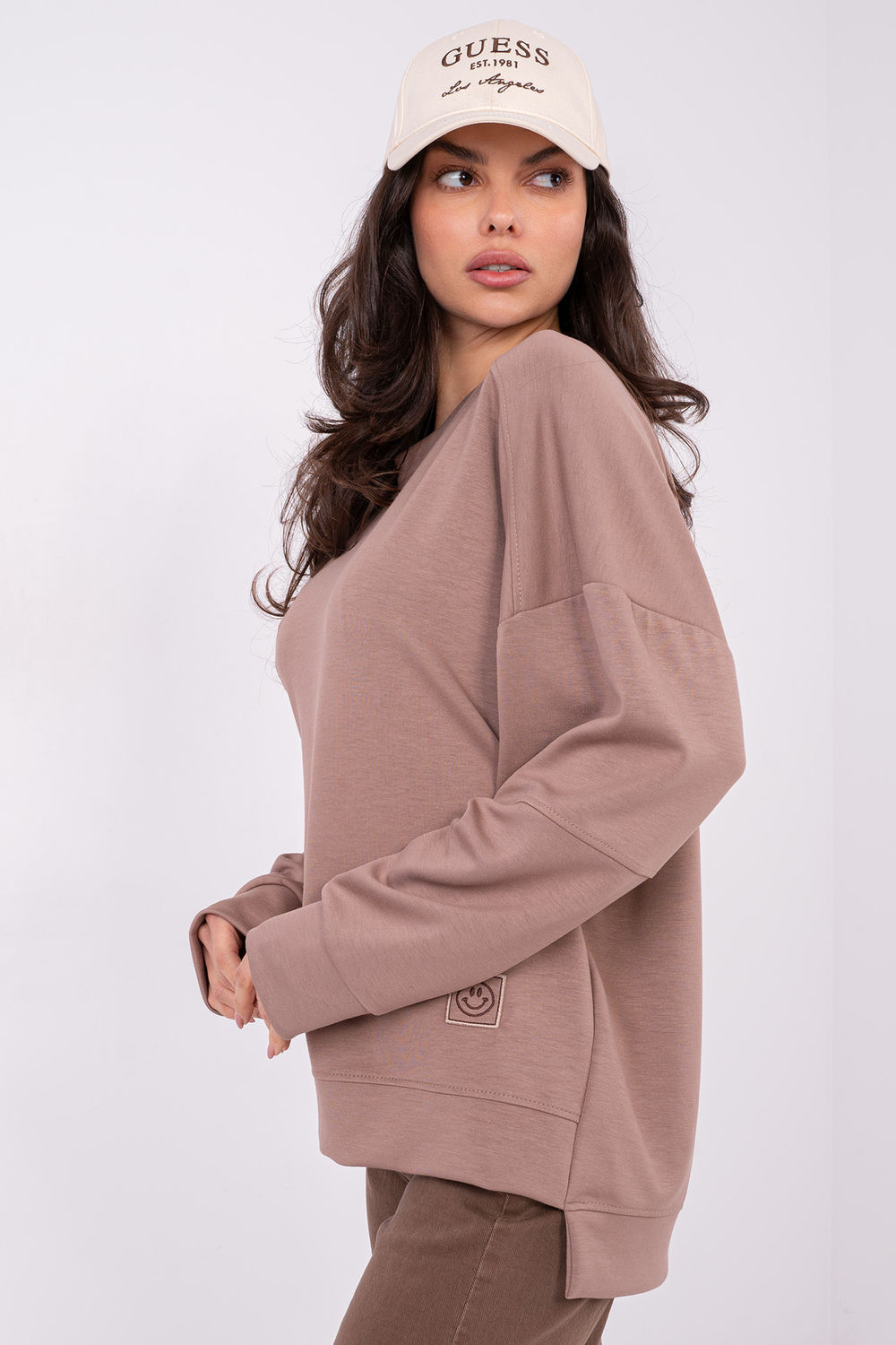 Bluza Damska Model RV-BL-A1063.96 Dark Beige - Rue Paris - obrazek 3