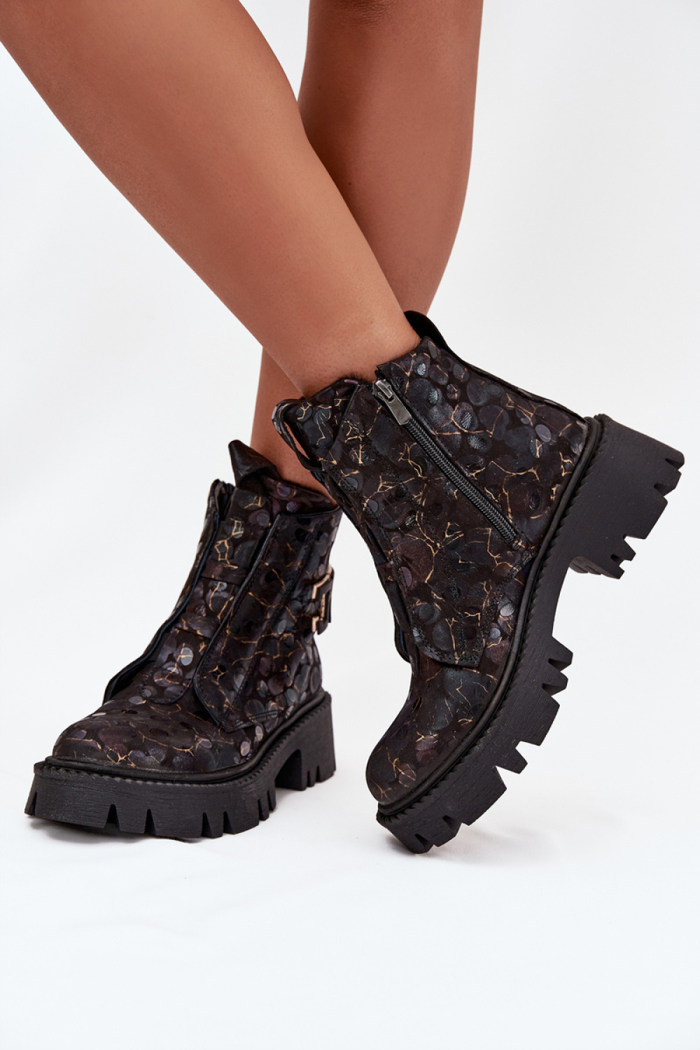 Botki Model Artiker 57C2084 Black/Gold - Step in style - obrazek 3