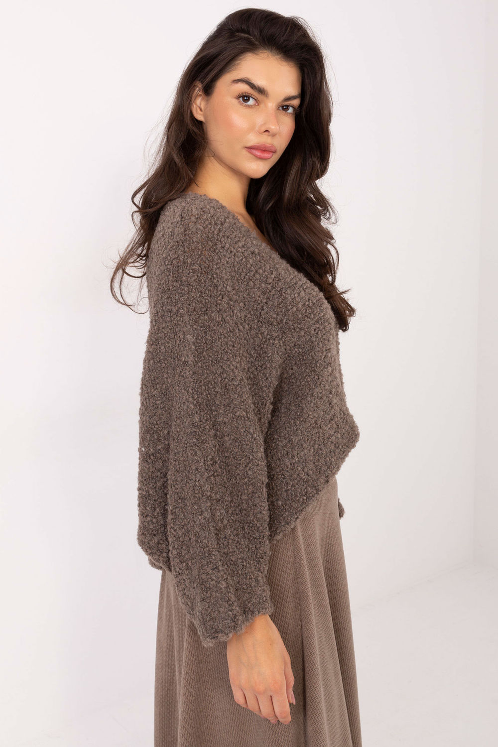 Sweter Damski Model CH-SW-72630.79 Dark Beige - Factory Price - obrazek 4