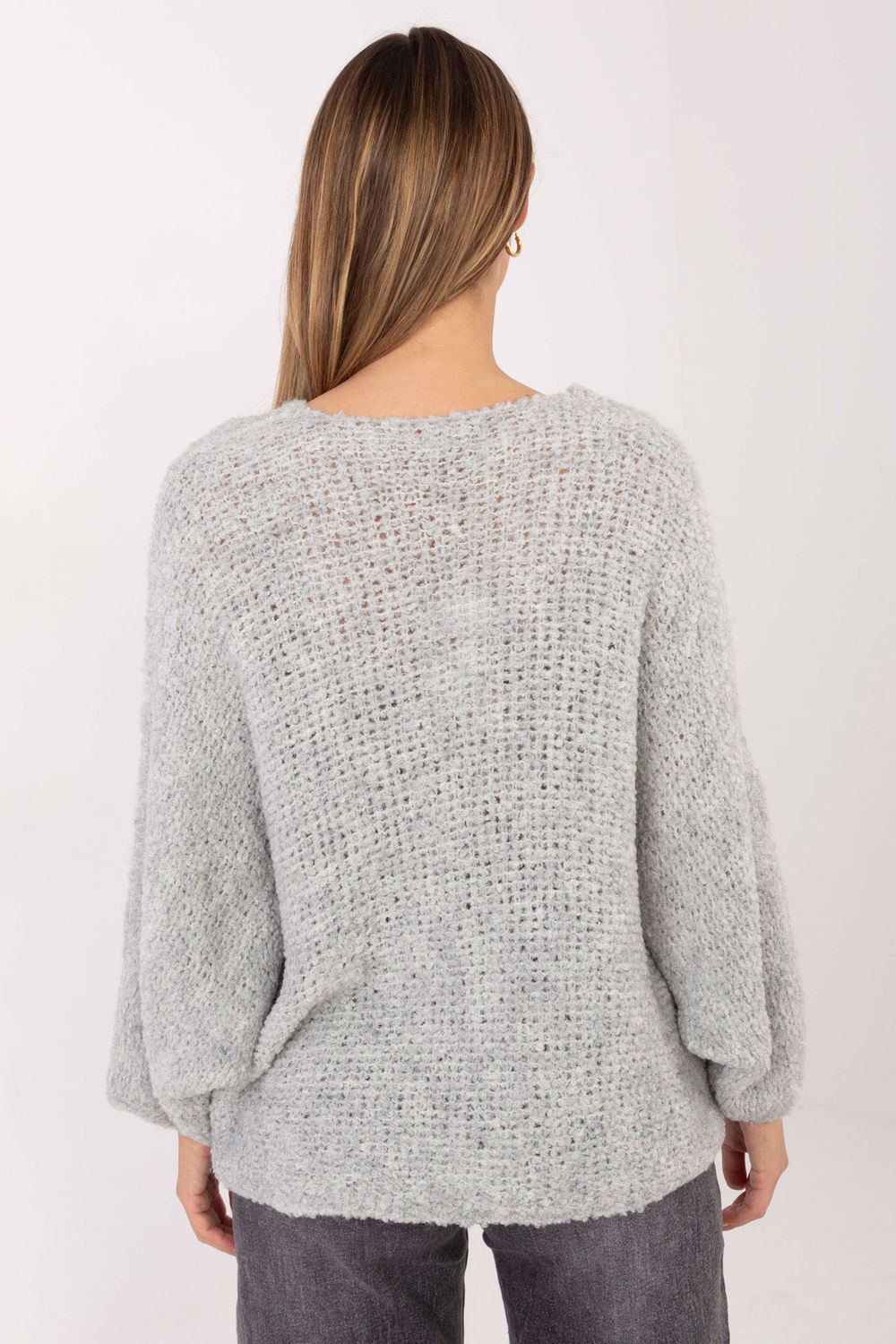 Sweter Damski Model CH-SW-72630.79 Grey - Factory Price - obrazek 3