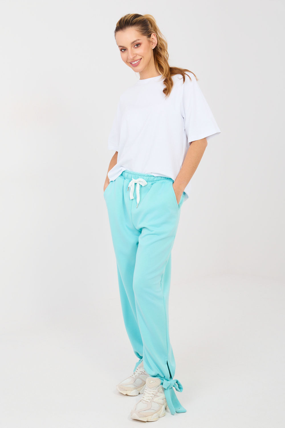 Spodnie Dresowe Model IT-SP-9987.16 Mint - Italy Moda - obrazek 2