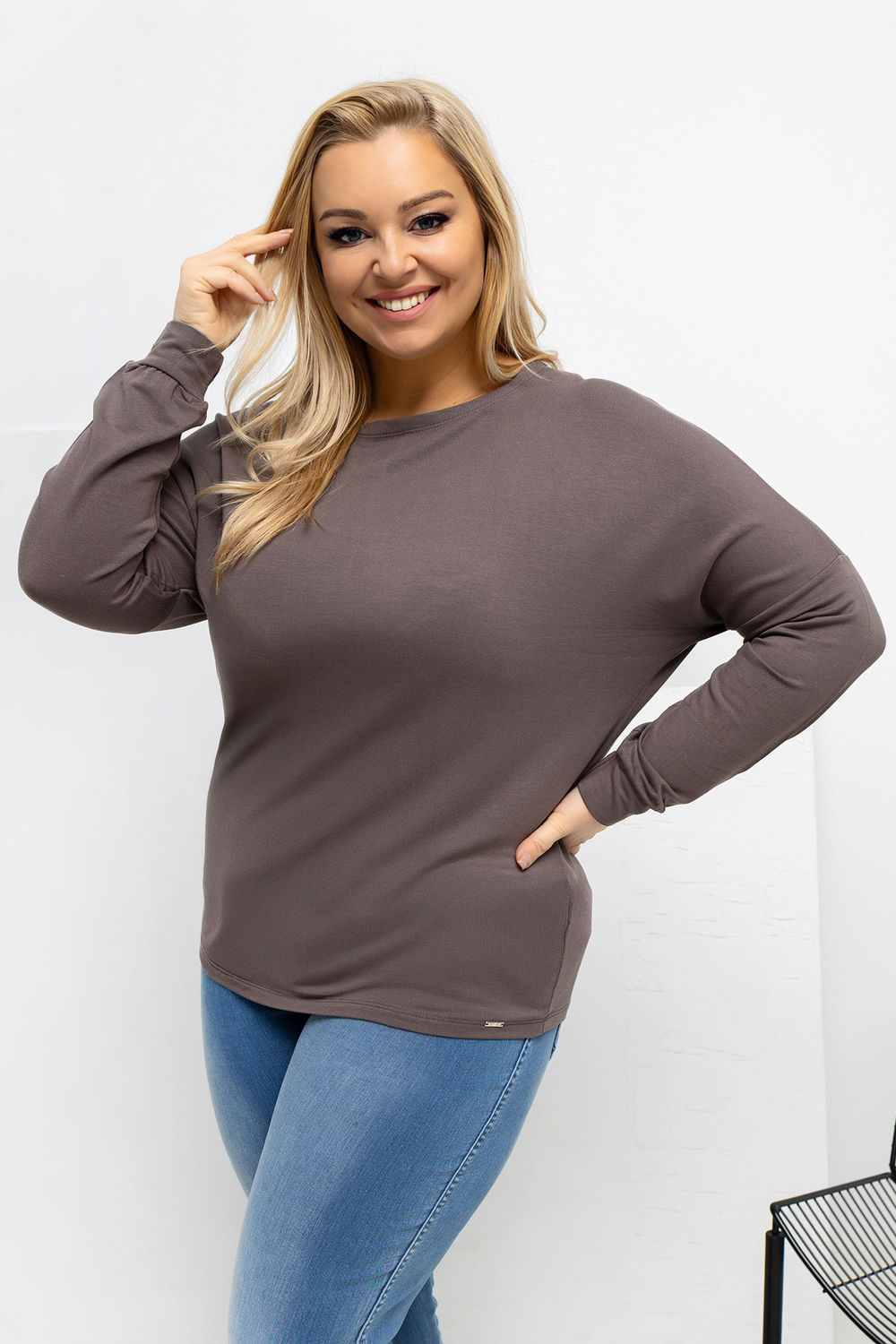 Bluzka Model RV-BZ-A-163.09 Brown - Relevance
