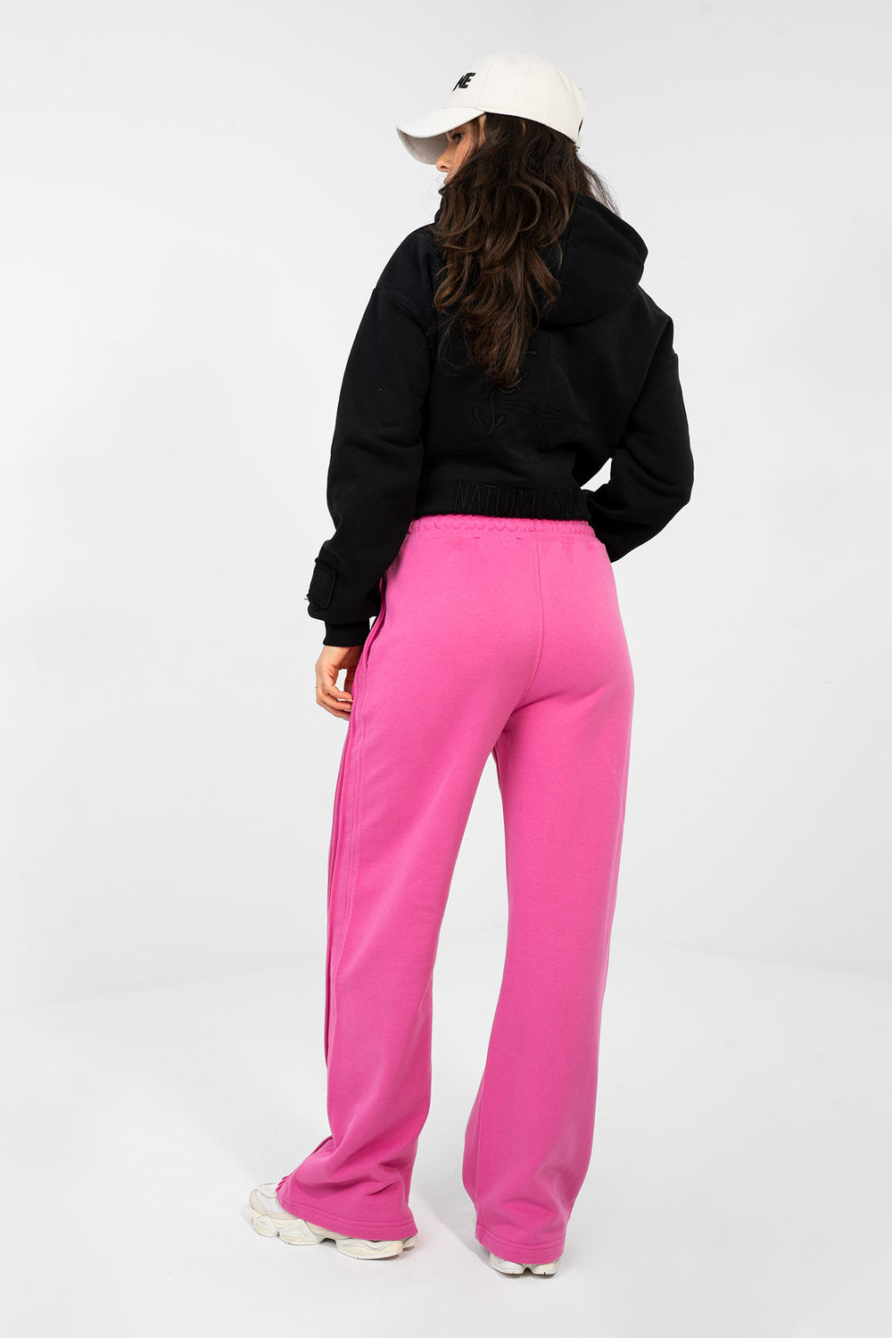 Spodnie Dresowe Model NS-DR-NS2557.96 Dark Pink - Factory Price - obrazek 3