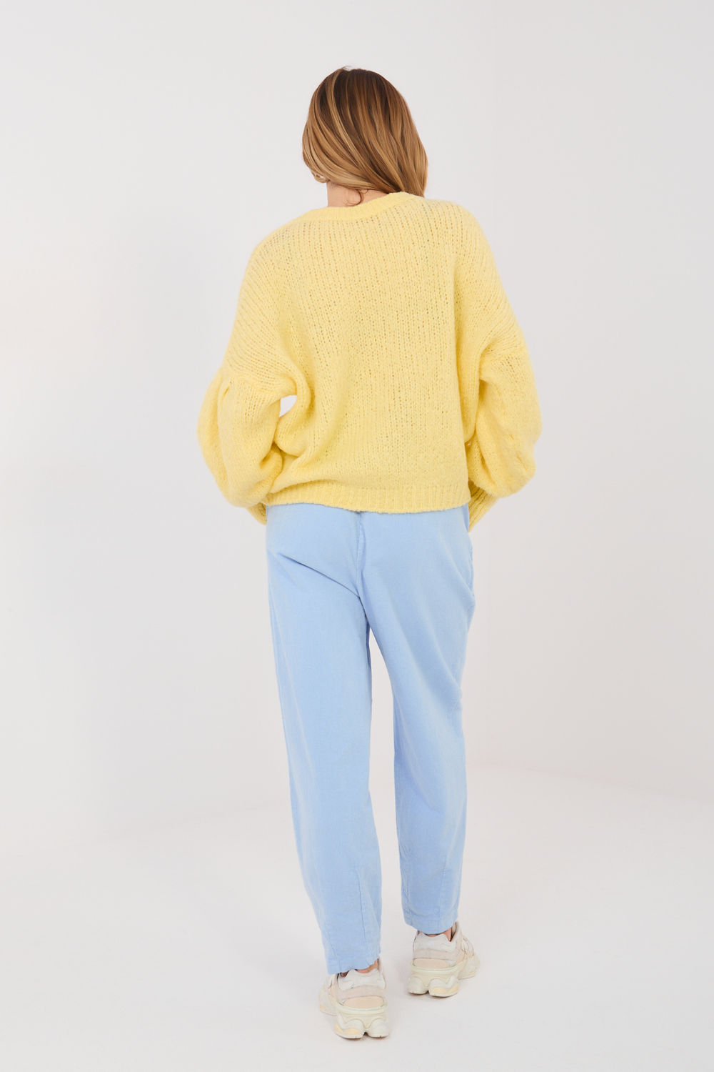 Spodnie Damskie Model MI-SP-2690.00 Light Blue - Italy Moda - obrazek 2