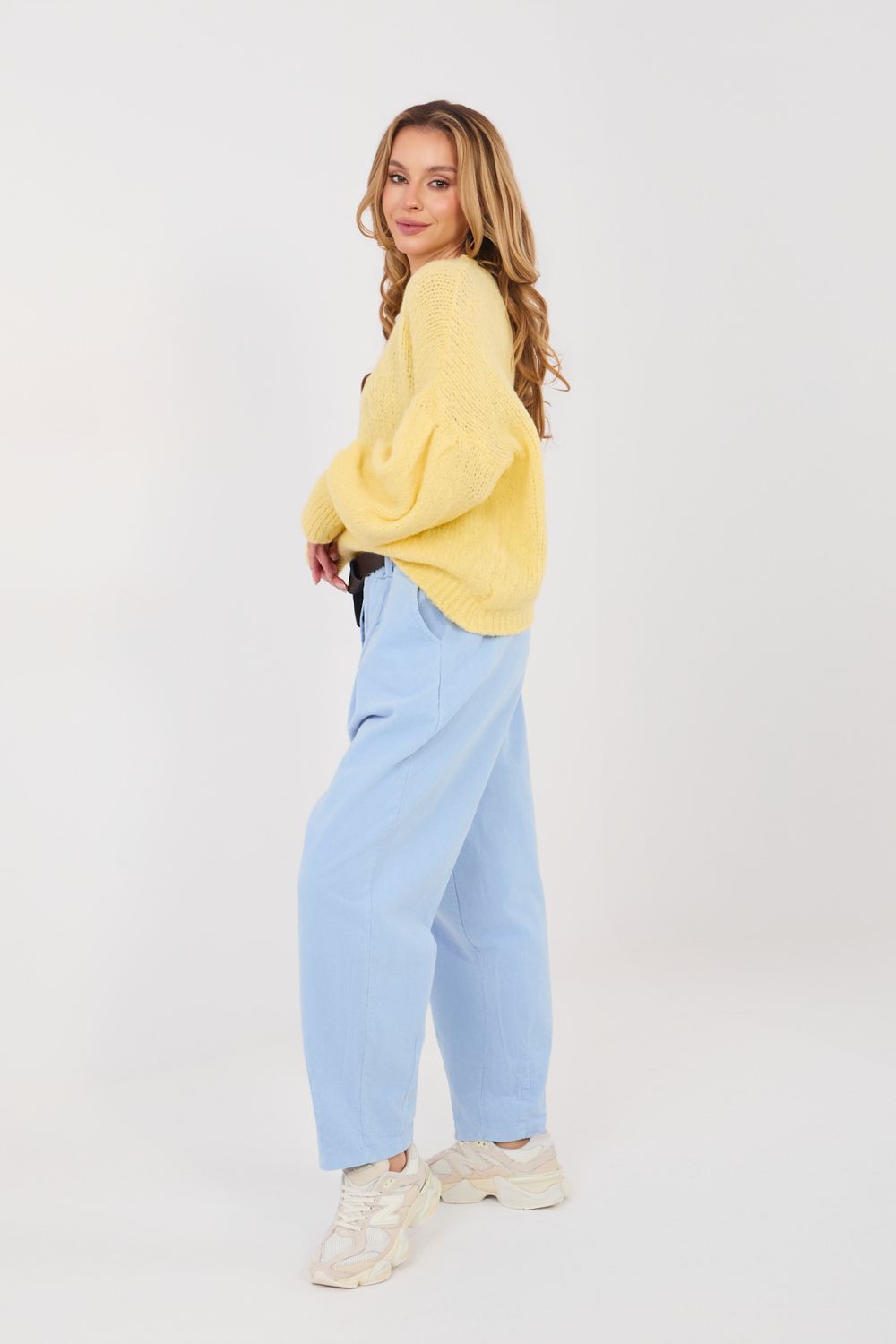 Spodnie Damskie Model MI-SP-2690.00 Light Blue - Italy Moda - obrazek 3