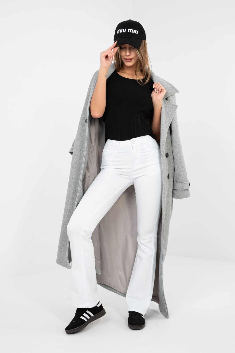Bluzka Model RV-BZ-A1191.77 Black - Rue Paris - obrazek 2