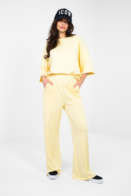 Spodnie Dresowe Model RV-DR-A1062.08 Light Yellow - Rue Paris
