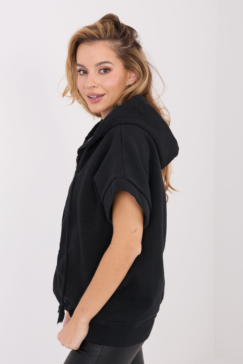 Bluza Damska Model WT-BL-A1458.36 Black - Factory Price - obrazek 4