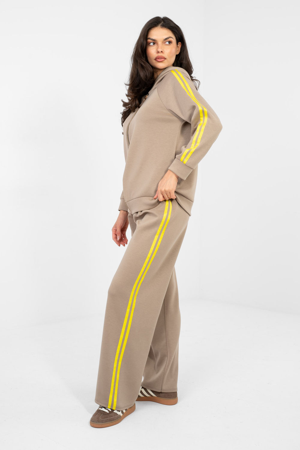 Spodnie Komplet Model IT-KMPL-21782.91 Dark Beige - Rue Paris - obrazek 2