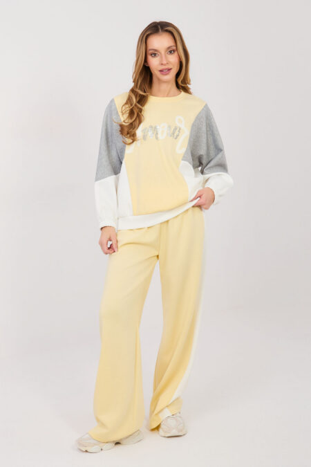 Spodnie Komplet Model IT-KMPL-22210.93 Light Yellow - Rue Paris