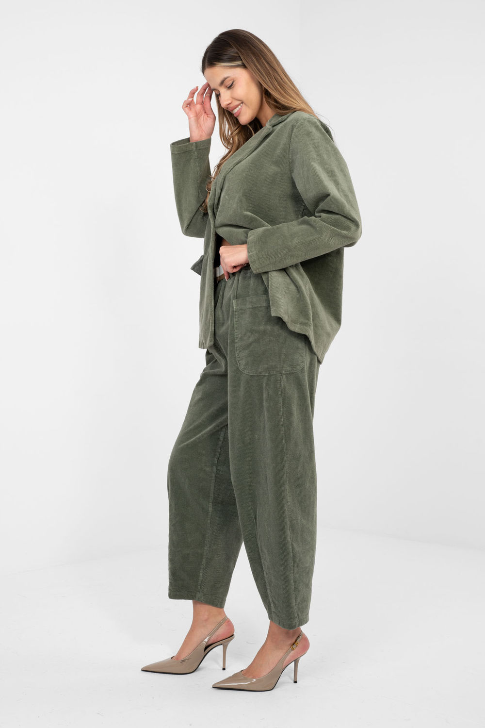 Spodnie Damskie Model IT-SP-FL9665.14 Khaki - Rue Paris - obrazek 2
