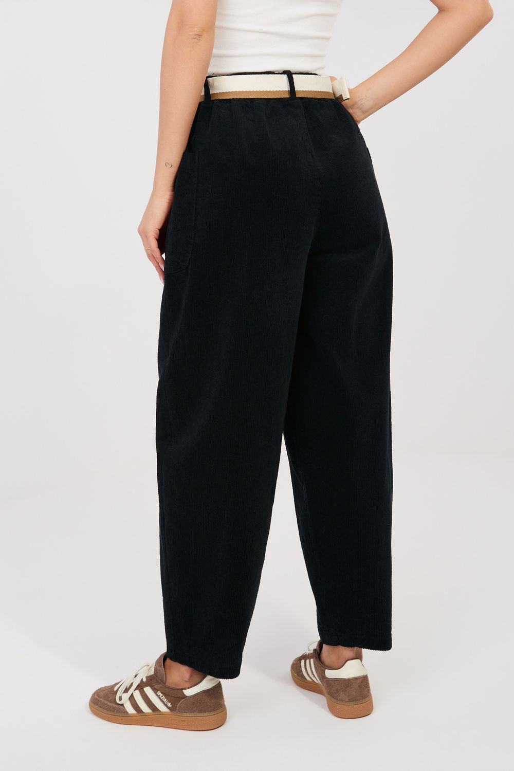 Spodnie Damskie Model IT-SP-FL9665.14 Black - Rue Paris - obrazek 2