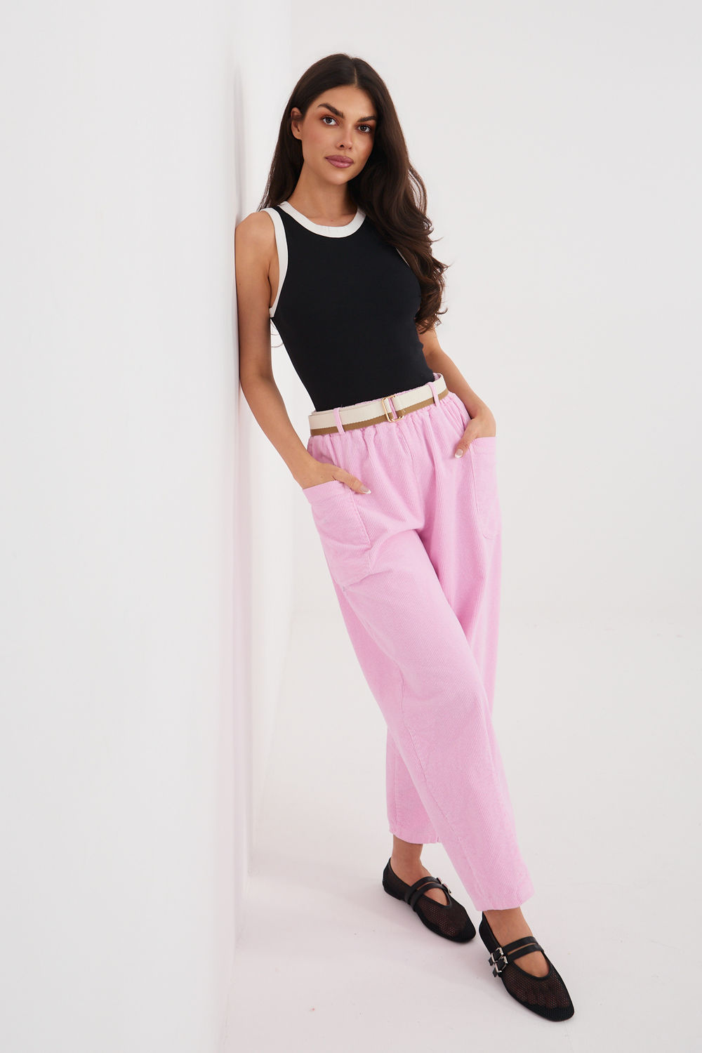 Spodnie damskie Model IT-SP-FL9665.78 Light Pink - Rue Paris